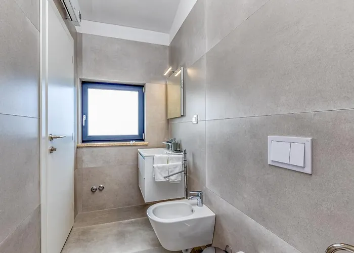 Istria Vabriga * Tar-Vabriga