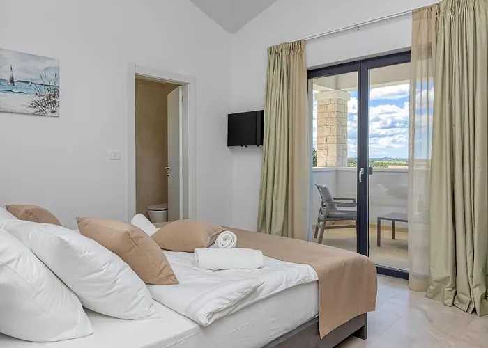 Istria Vabriga * Tar-Vabriga