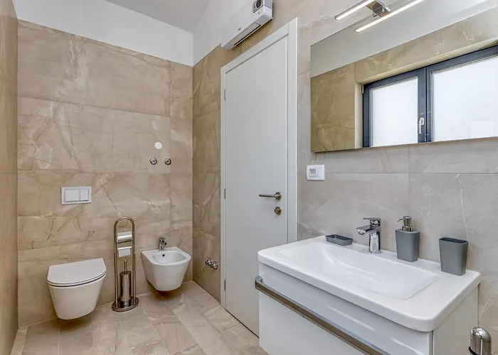 Istria Vabriga * Tar-Vabriga